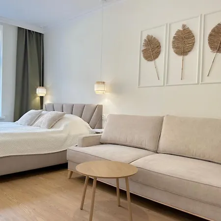 Seredino Apartment- Modern Comfort In A Quiet Location, 5 Minutes To Old Town & Seaside Апартаменты *