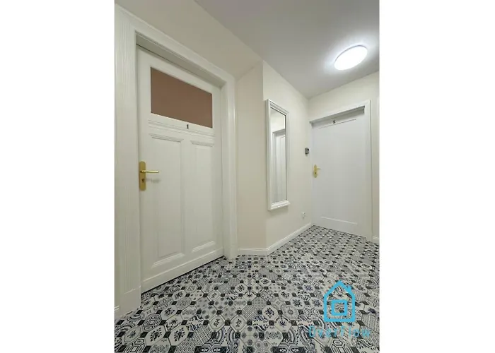 Seredino Apartment- Modern Comfort In A Quiet Location, 5 Minutes To Old Town & Seaside Apartament